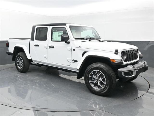 new 2024 Jeep Gladiator car, priced at $42,342