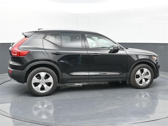 used 2021 Volvo XC40 car, priced at $22,500