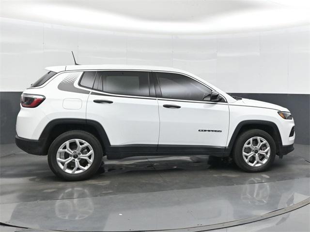 new 2025 Jeep Compass car