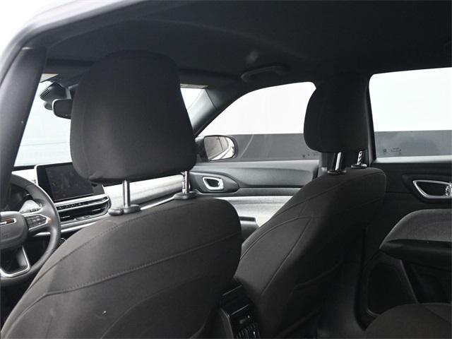 new 2025 Jeep Compass car