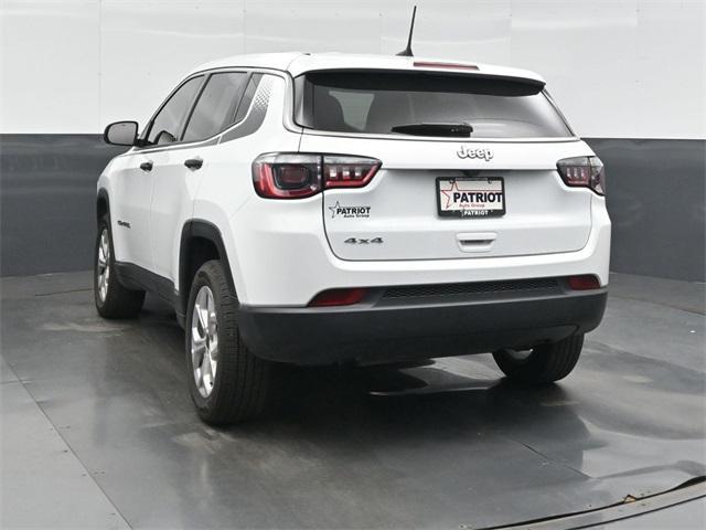 new 2025 Jeep Compass car
