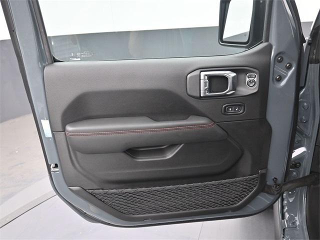 new 2025 Jeep Wrangler car, priced at $56,482