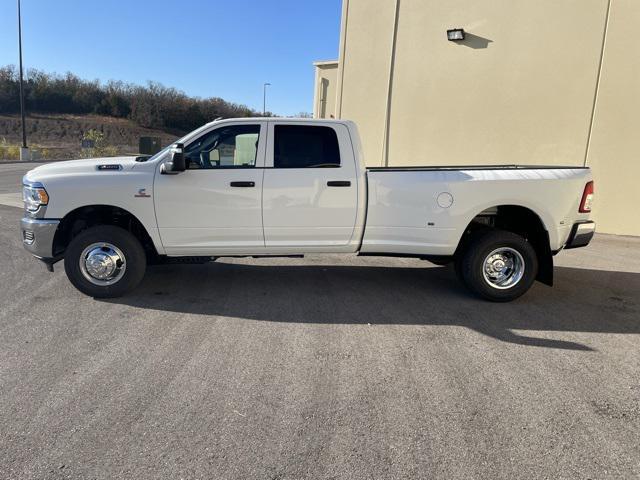 new 2024 Ram 3500 car, priced at $61,102