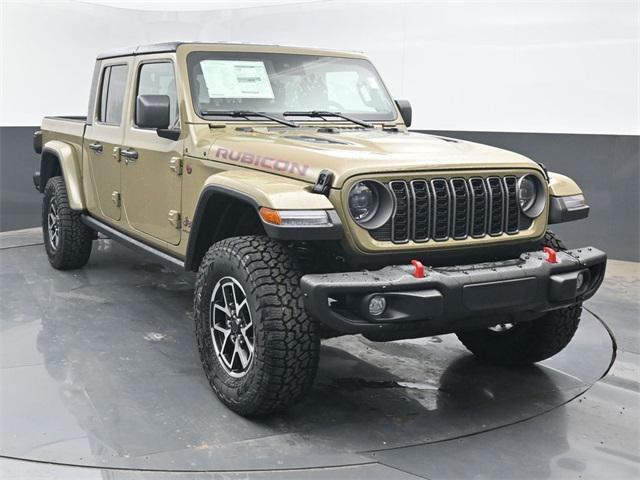 new 2025 Jeep Gladiator car, priced at $46,847
