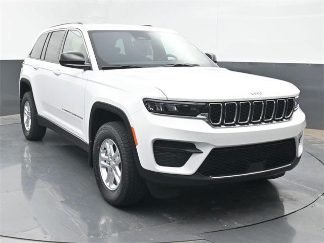 new 2025 Jeep Grand Cherokee car, priced at $38,757