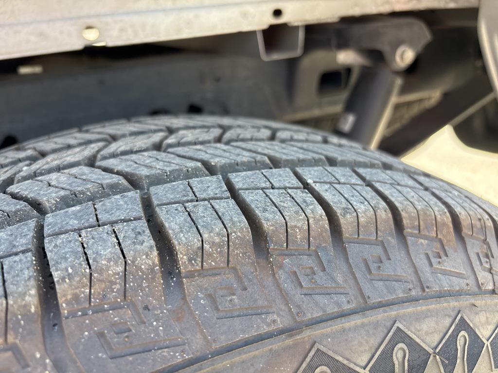 used 2023 Ford F-150 car, priced at $38,400