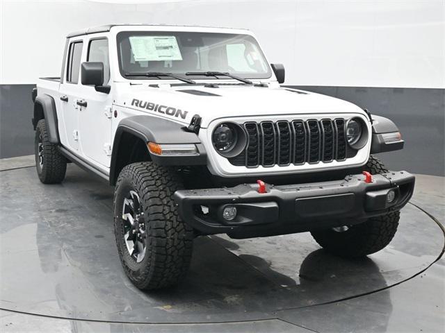 new 2025 Jeep Gladiator car, priced at $47,847