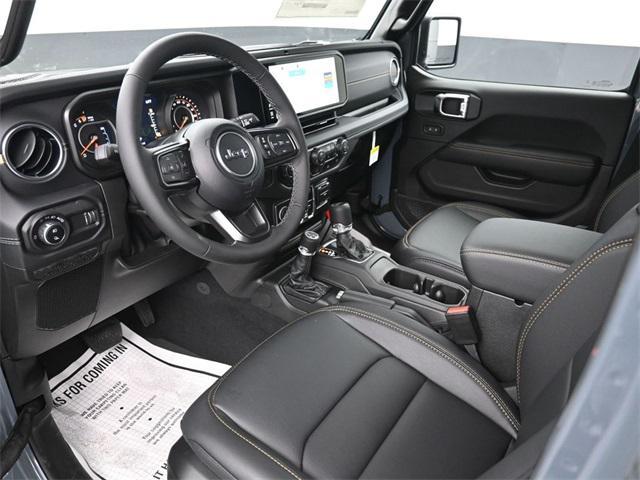 new 2025 Jeep Gladiator car, priced at $42,841