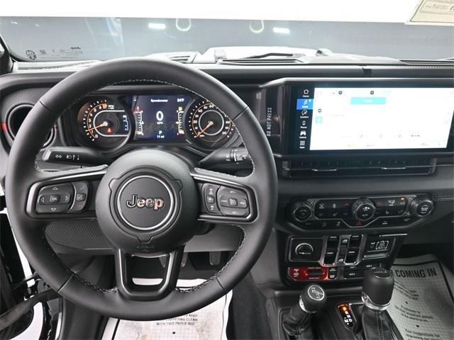 new 2025 Jeep Gladiator car, priced at $46,617