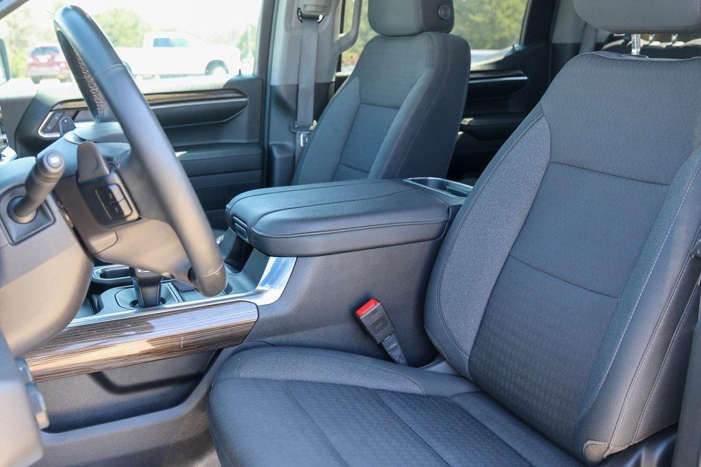 used 2024 Chevrolet Silverado 1500 car, priced at $52,471