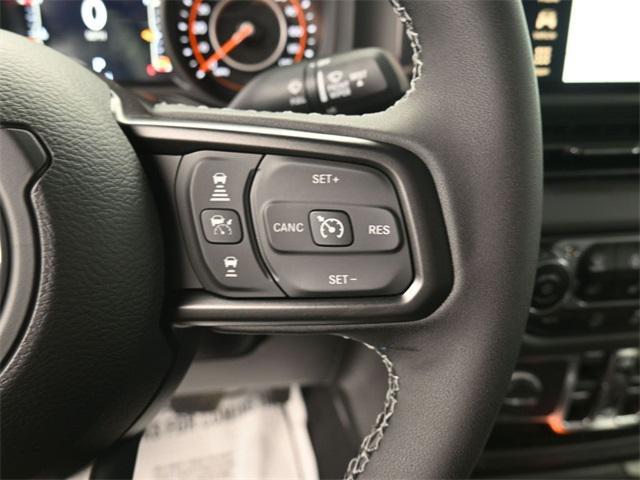 new 2025 Jeep Gladiator car, priced at $43,180