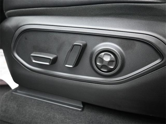 new 2025 Jeep Grand Cherokee L car, priced at $44,057