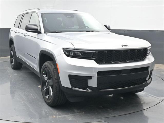 new 2025 Jeep Grand Cherokee L car, priced at $45,132