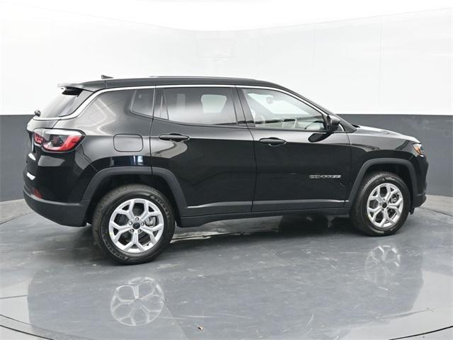 new 2025 Jeep Compass car, priced at $23,047