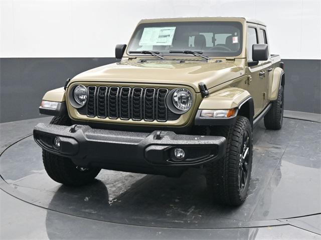 new 2025 Jeep Gladiator car, priced at $39,943