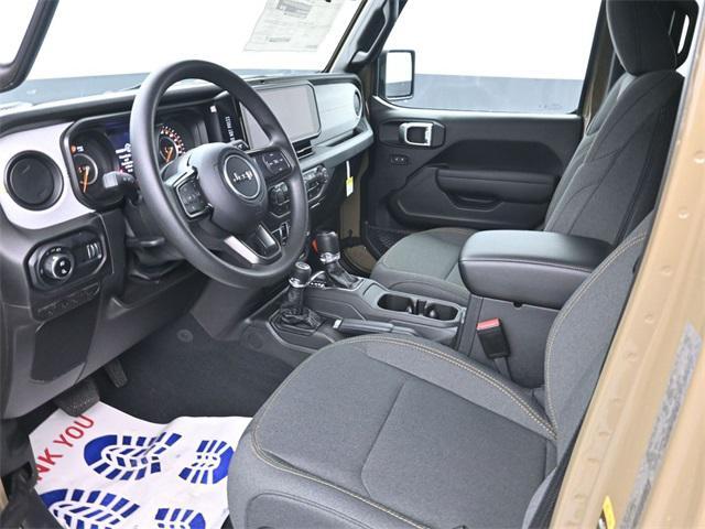 new 2025 Jeep Gladiator car, priced at $39,943