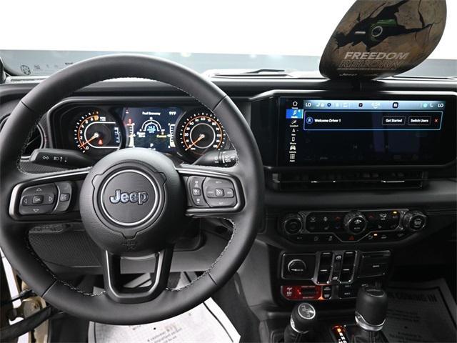new 2025 Jeep Gladiator car, priced at $59,402