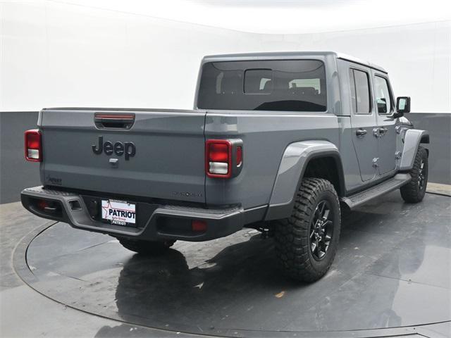 new 2025 Jeep Gladiator car, priced at $42,688