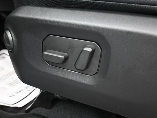new 2025 Jeep Gladiator car, priced at $43,438