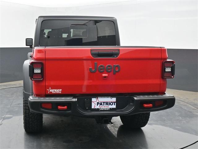 new 2025 Jeep Gladiator car, priced at $48,317