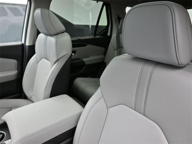used 2025 Honda Pilot car, priced at $42,005