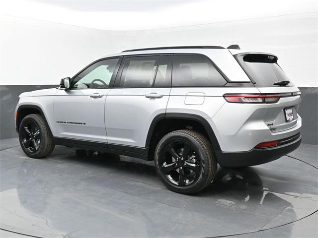 new 2024 Jeep Grand Cherokee car, priced at $49,327