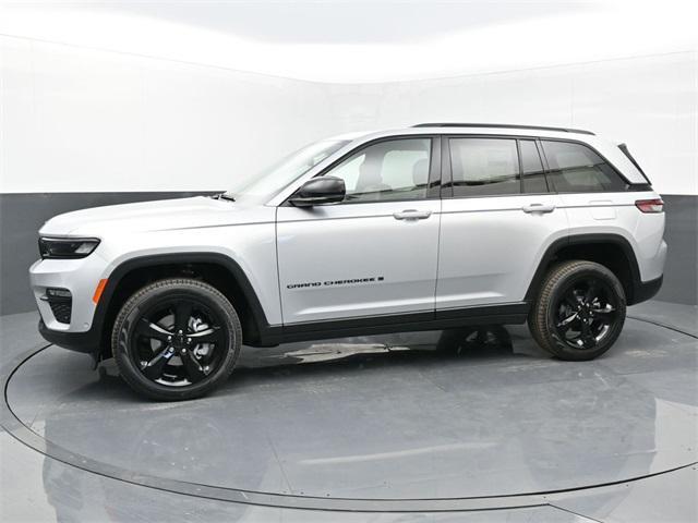 new 2024 Jeep Grand Cherokee car, priced at $49,327