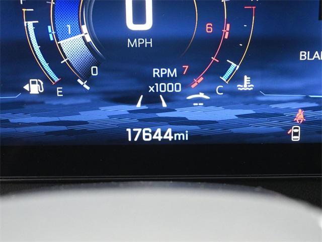 used 2025 Chevrolet Traverse car, priced at $36,700