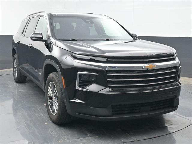 used 2025 Chevrolet Traverse car, priced at $36,700
