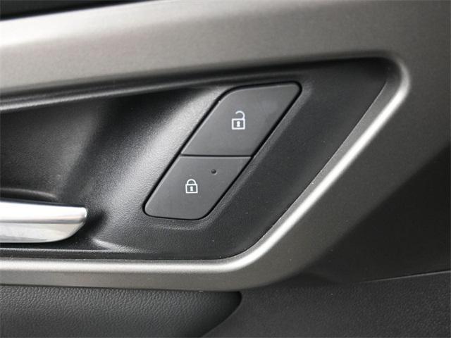 used 2025 Chevrolet Traverse car, priced at $36,700