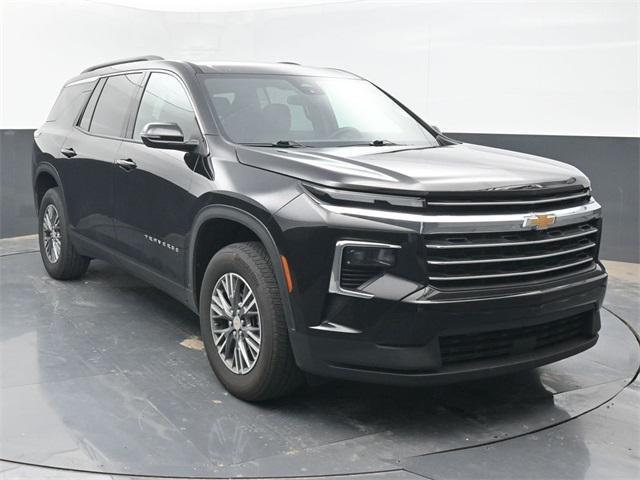 used 2025 Chevrolet Traverse car, priced at $36,888