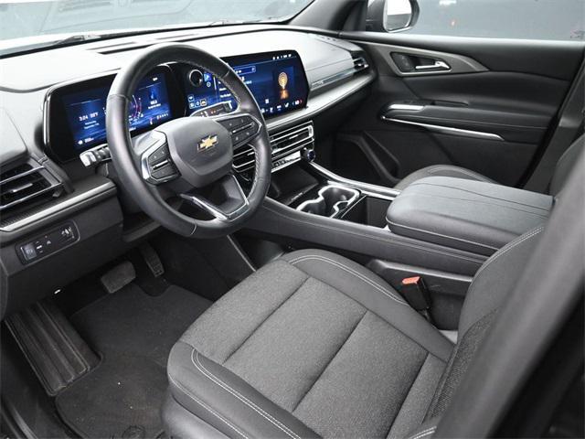 used 2025 Chevrolet Traverse car, priced at $36,700