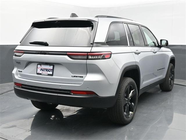 new 2025 Jeep Grand Cherokee car, priced at $51,717