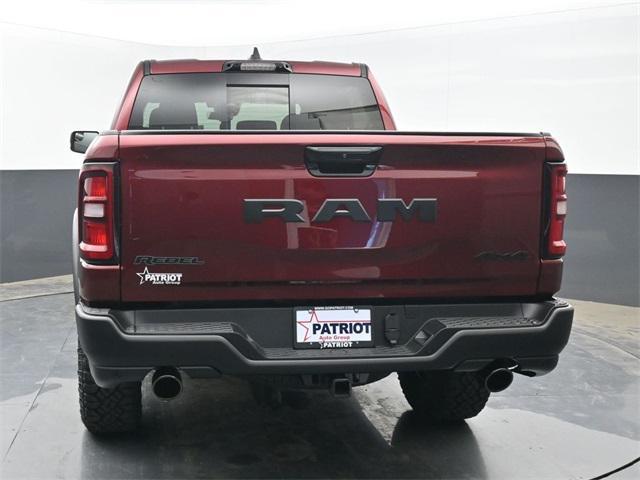 new 2025 Ram 1500 car, priced at $61,377