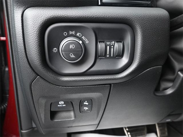 new 2025 Ram 1500 car, priced at $61,377