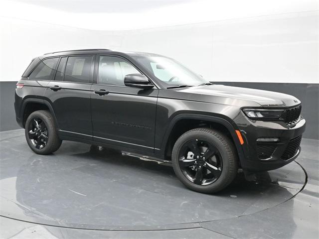 new 2025 Jeep Grand Cherokee car, priced at $52,217