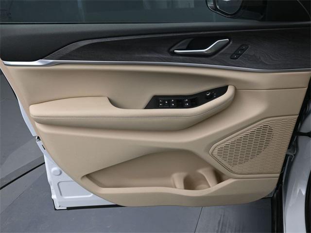used 2024 Jeep Grand Cherokee L car, priced at $40,000