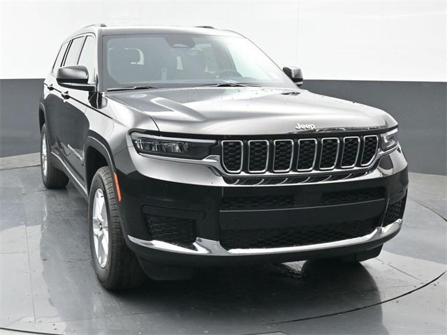 new 2025 Jeep Grand Cherokee L car, priced at $37,682