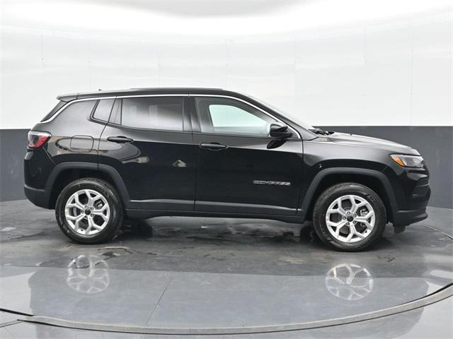 new 2025 Jeep Compass car