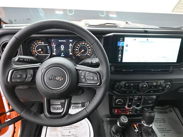 new 2025 Jeep Gladiator car, priced at $46,917