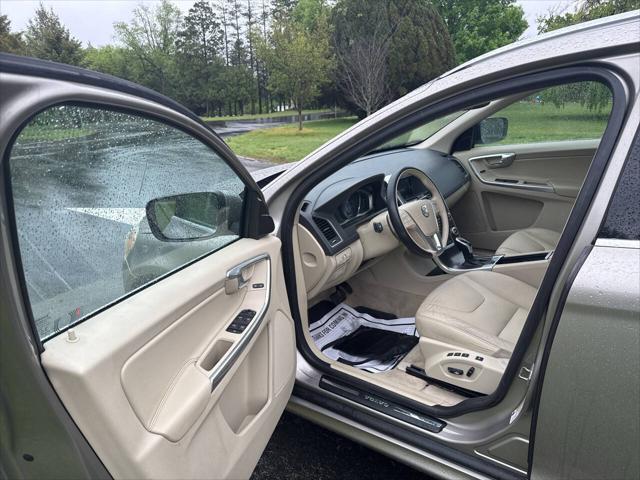 used 2015 Volvo XC60 car, priced at $11,491