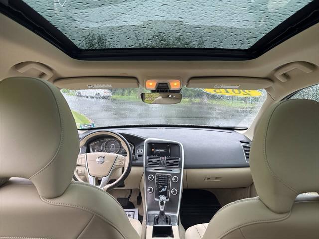 used 2015 Volvo XC60 car, priced at $11,491