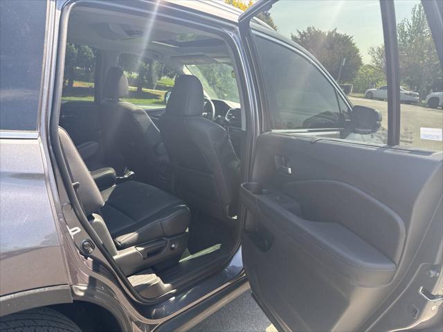 used 2021 Honda Pilot car, priced at $23,991