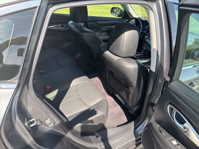 used 2018 INFINITI Q70 car, priced at $12,591