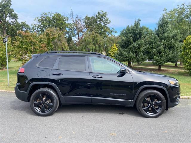 used 2019 Jeep Cherokee car, priced at $11,591