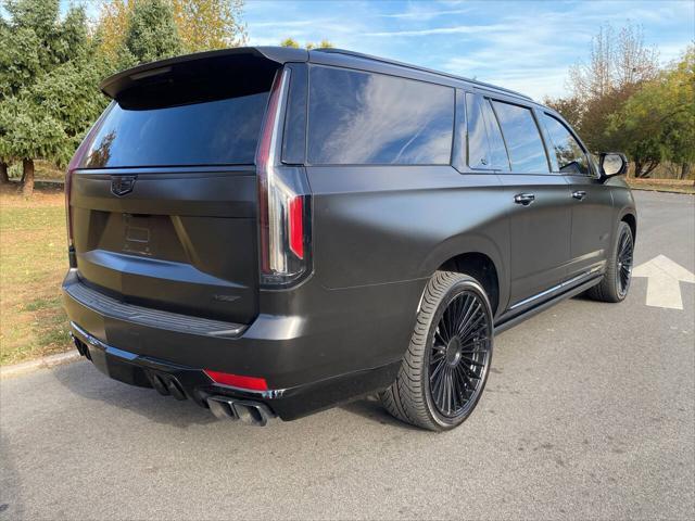 used 2023 Cadillac Escalade ESV car, priced at $189,991