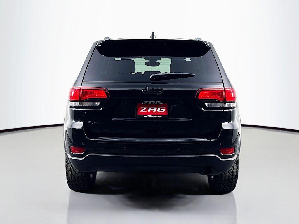 used 2018 Jeep Grand Cherokee car, priced at $21,995