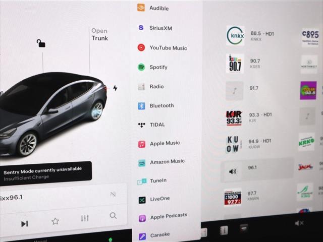 used 2021 Tesla Model 3 car, priced at $27,495