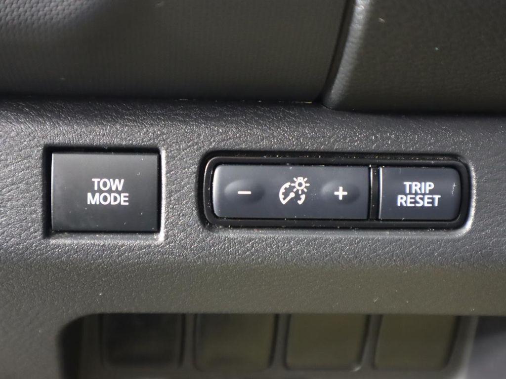 used 2022 Nissan Frontier car, priced at $28,995
