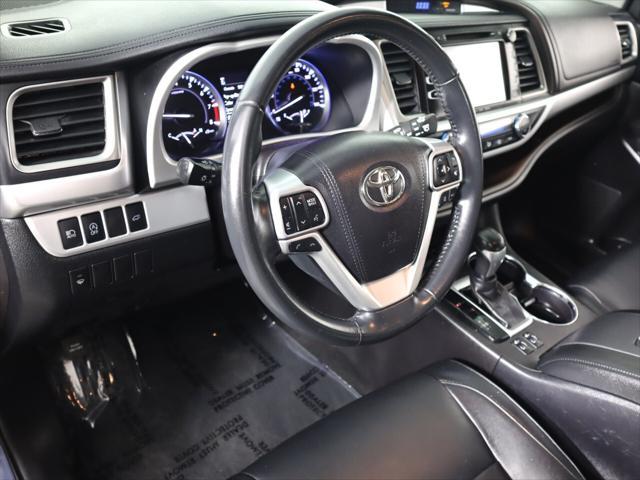 used 2018 Toyota Highlander car, priced at $28,995